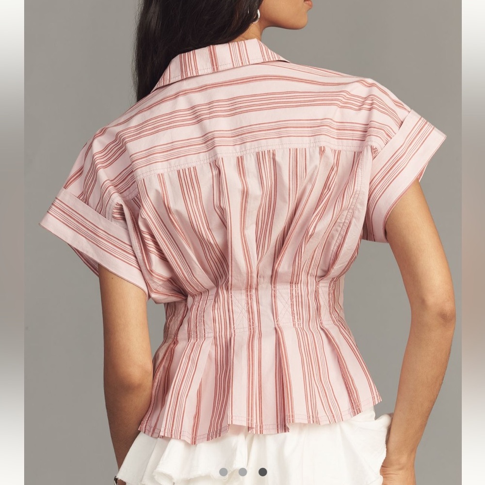 The Bobbie Short-Sleeve Fitted-Waist Blouse by Pilcro - Picture 3 of 3